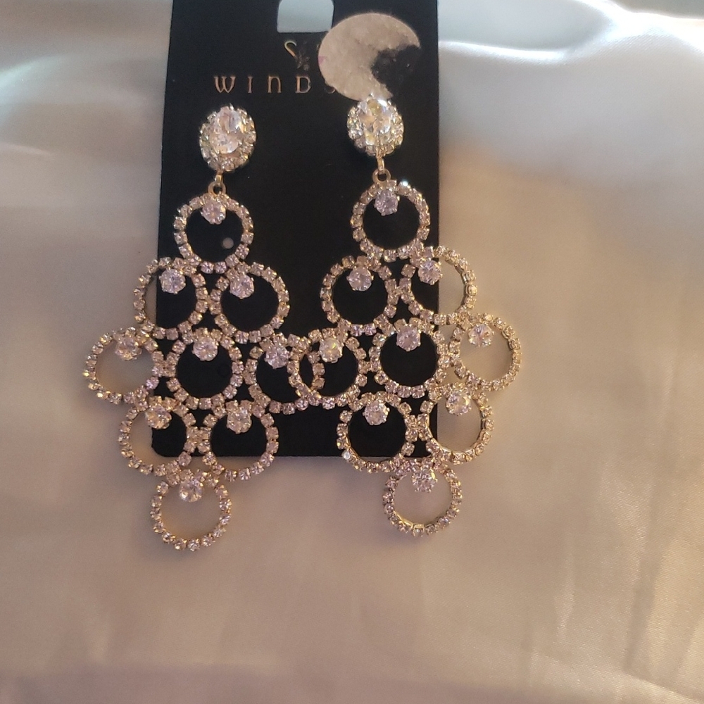 Windsor Chandlier Crystal Loop Earrings